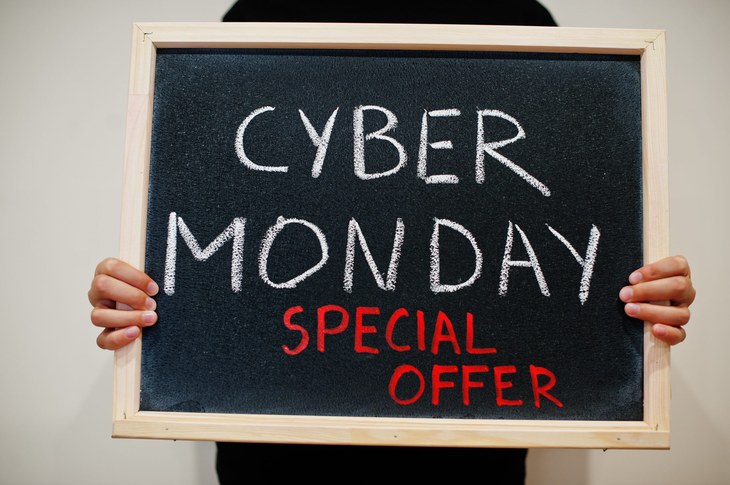 Here Are the Best Cyber Monday Deals for Newlyweds